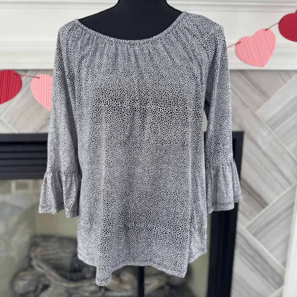 Michael Kors Chic‎ Bell Sleeve Top - Black & White Print